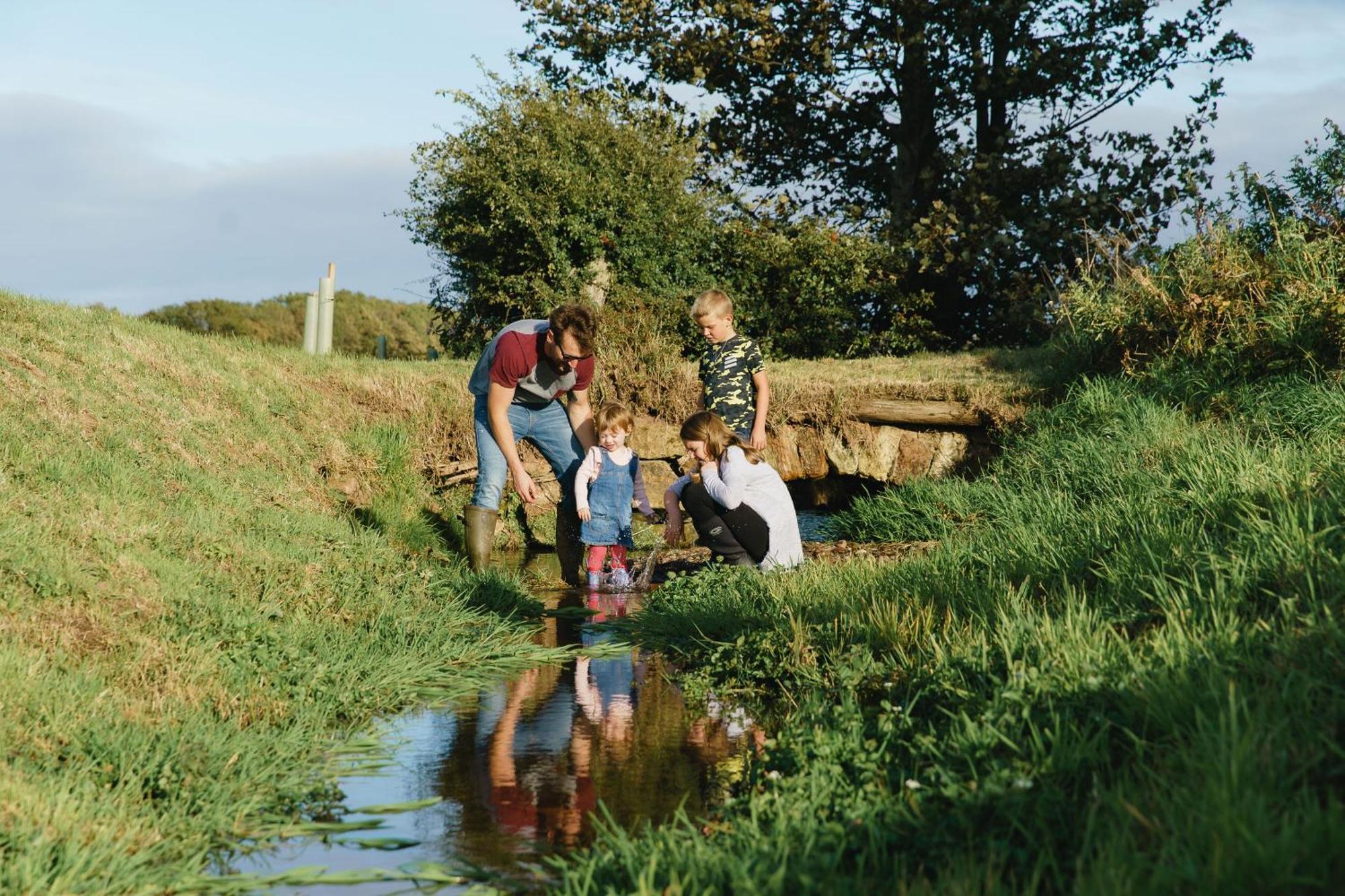 Cove Farm By Wigwam Holidays *