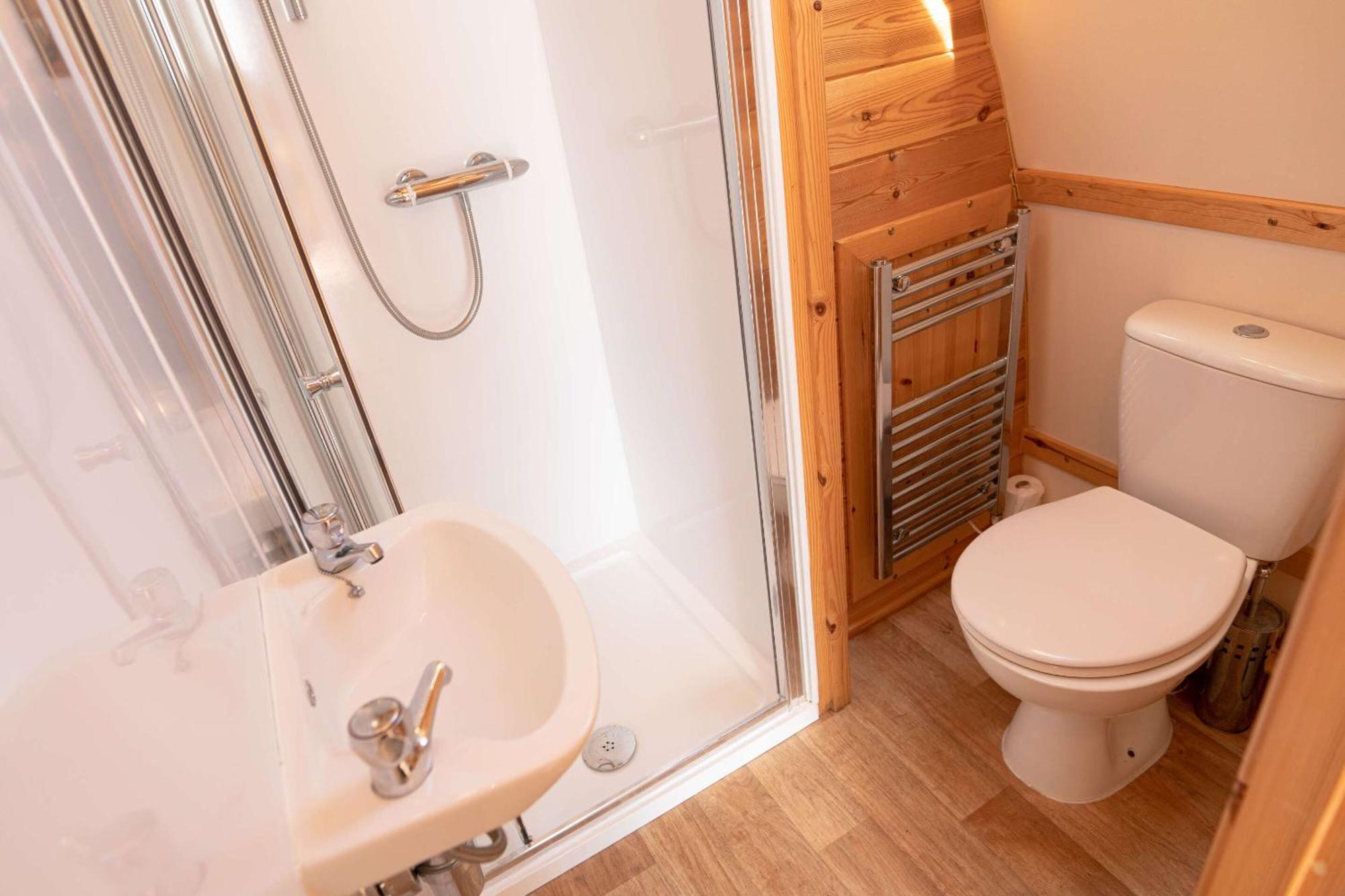 Cove Farm By Wigwam Holidays *